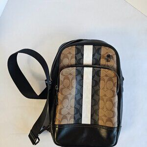 Coach leather med-sized crossbody unixex w/ fabric strap, black/brown Coach logo